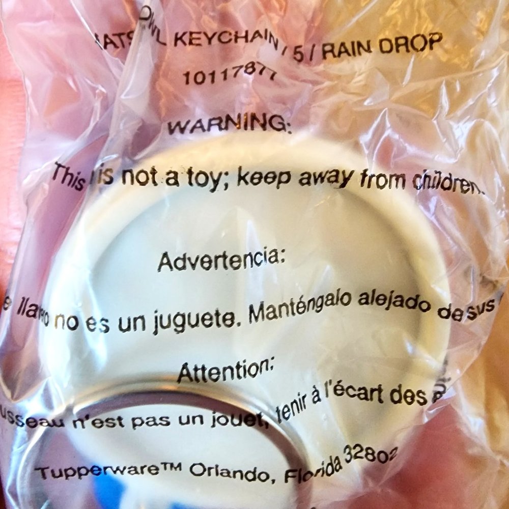 NIP Tupperware Thats a Bowl Keychain Collectible Rain Drop Blue White Lid NEW - Picture 3 of 5